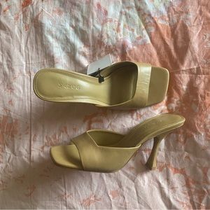 Square toe heels